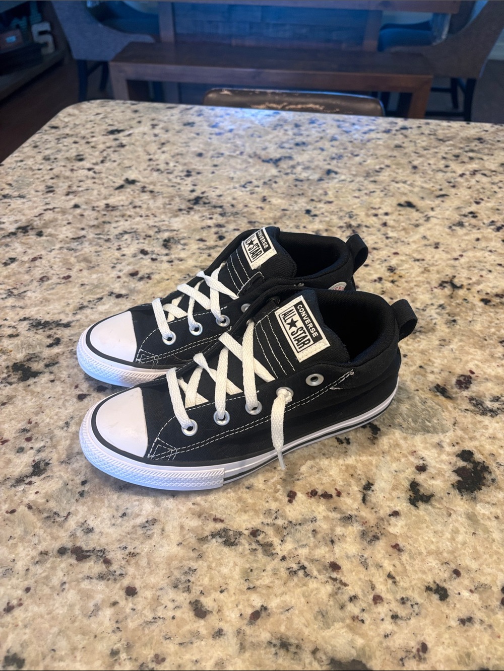 Never Worn Converse Kids Black and White Low-Top Sneakers - Picture 3 of 4